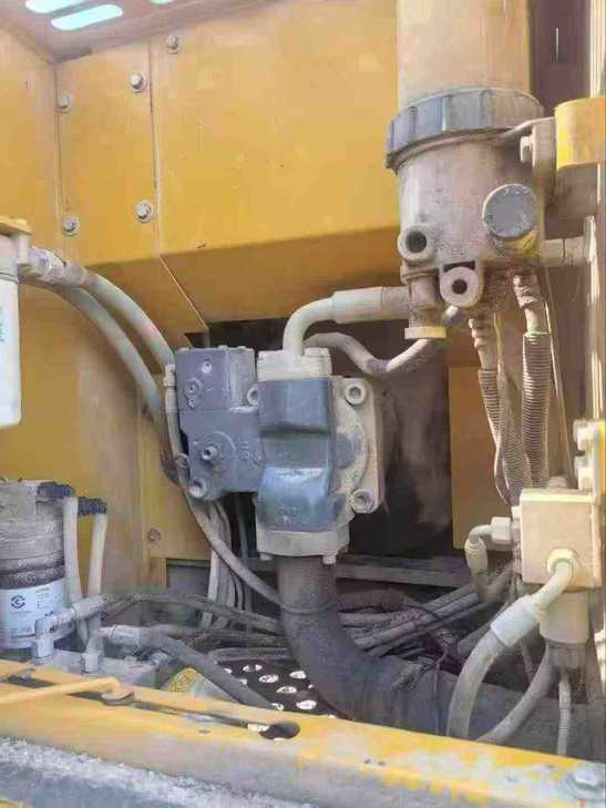 Buy XCMG XE150 Used Excavator / 1