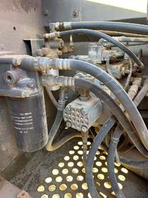 Buy Hitachi EX120-6 Used Excavator / 8 Buy Hitachi EX120-6 Used Excavator / 8