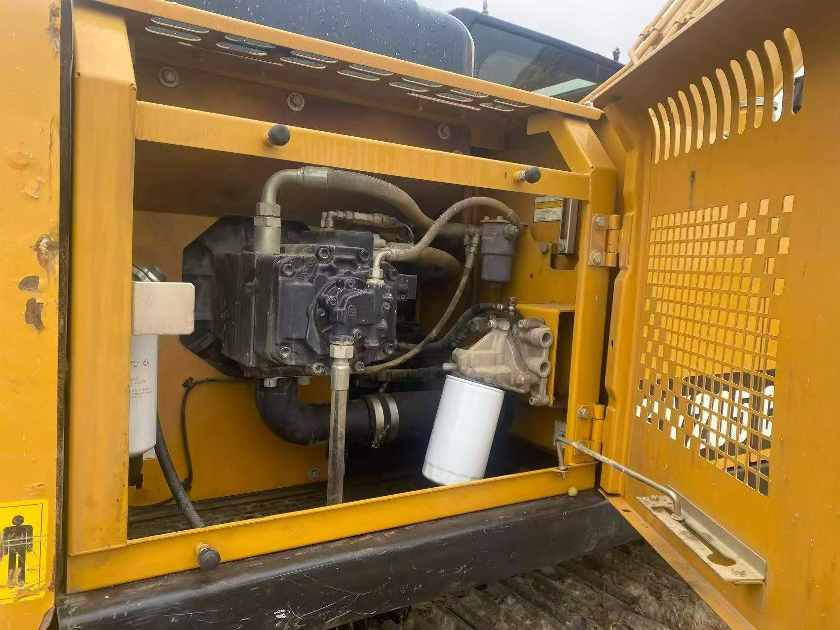 Buy Sany SY205C Used Excavator / 2