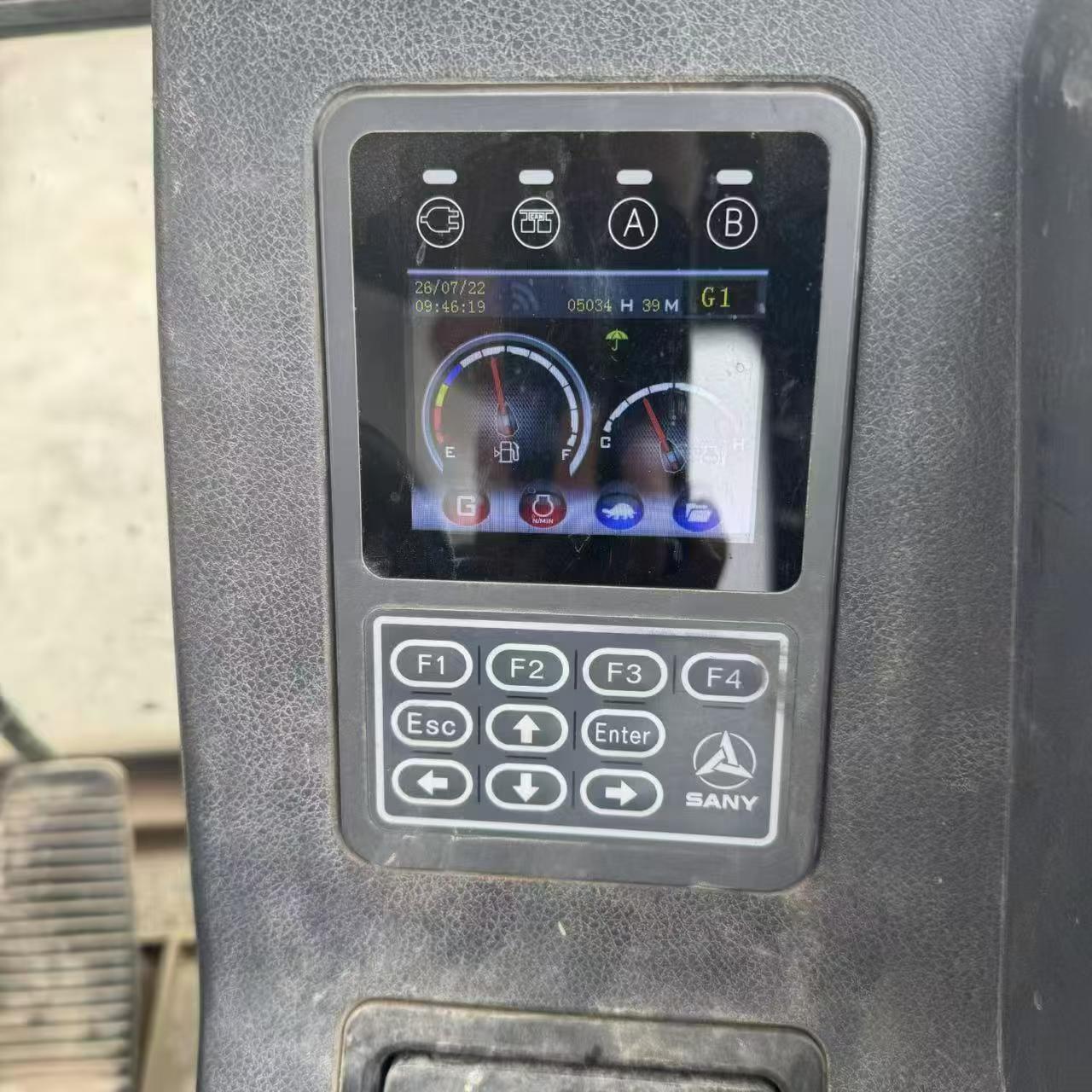 Buy Sany SY55 Used Excavator / 5