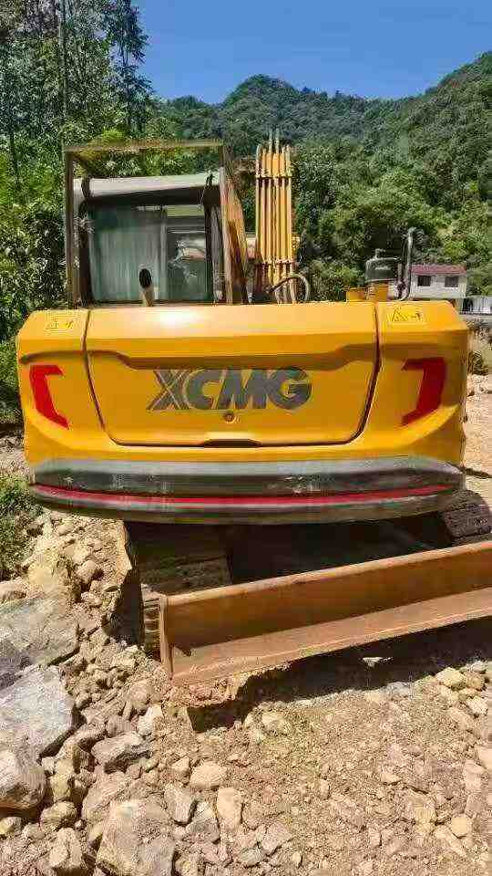 Buy XCMG XE75C Used Excavator / 5