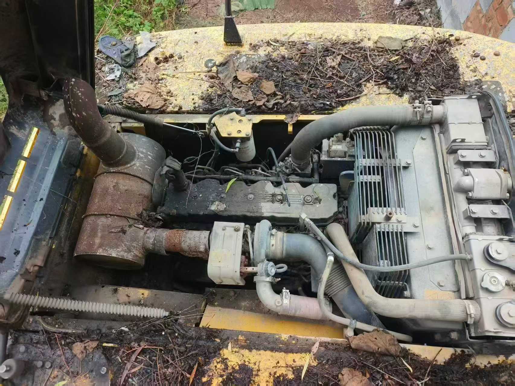 Buy Komatsu PC240-6 Used Excavator / 2