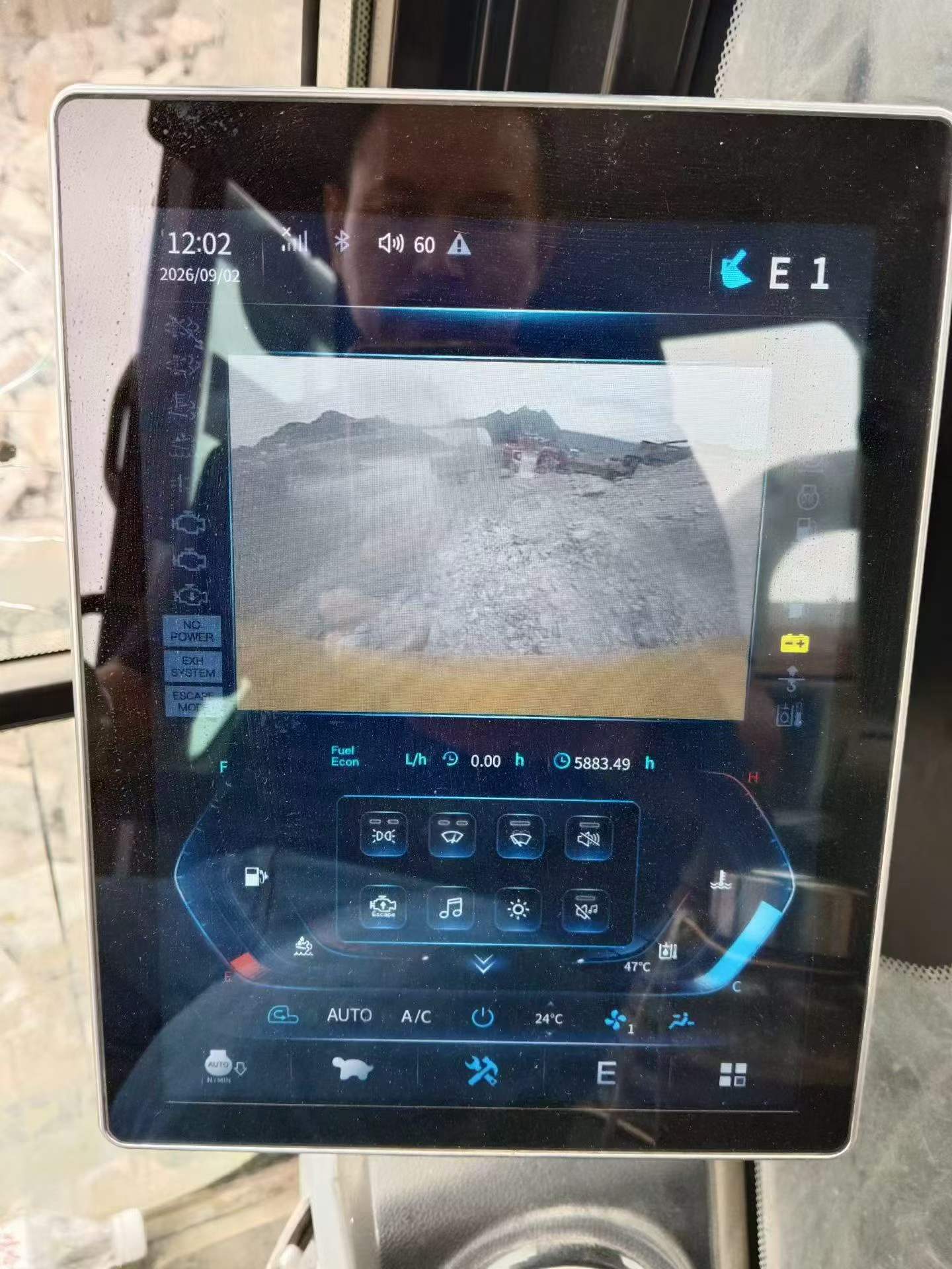 Buy Sany SY375H Used Excavator / 2