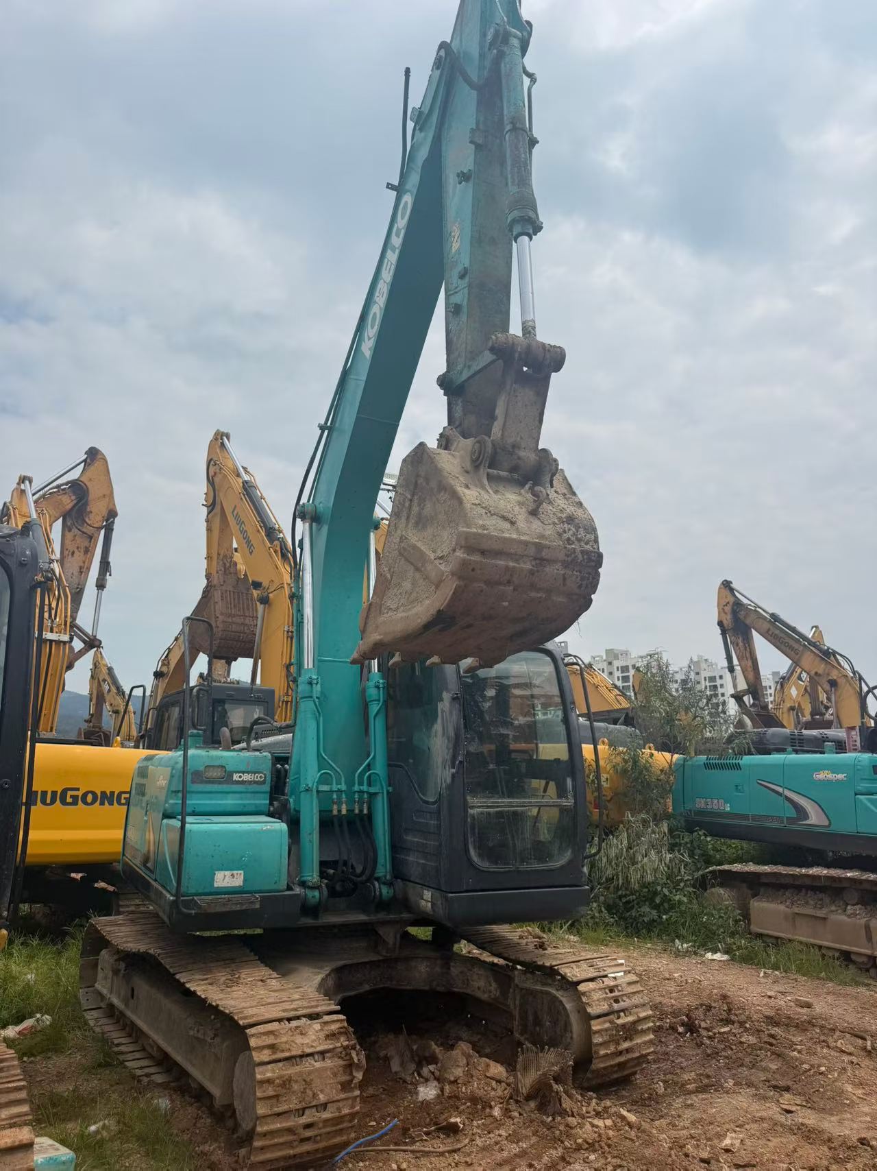 Buy Kobelco SK130 Used Excavator / 2