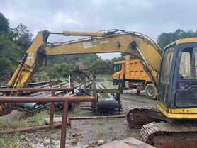 Buy Komatsu PC120 Used Excavator / 3 Buy Komatsu PC120 Used Excavator / 3