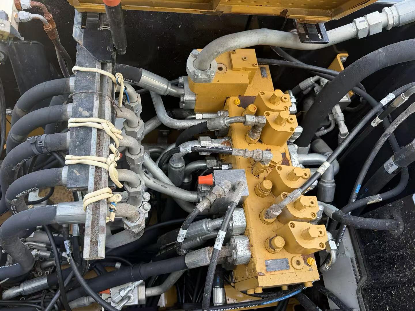 Buy Caterpillar M315D Used Excavator / 5