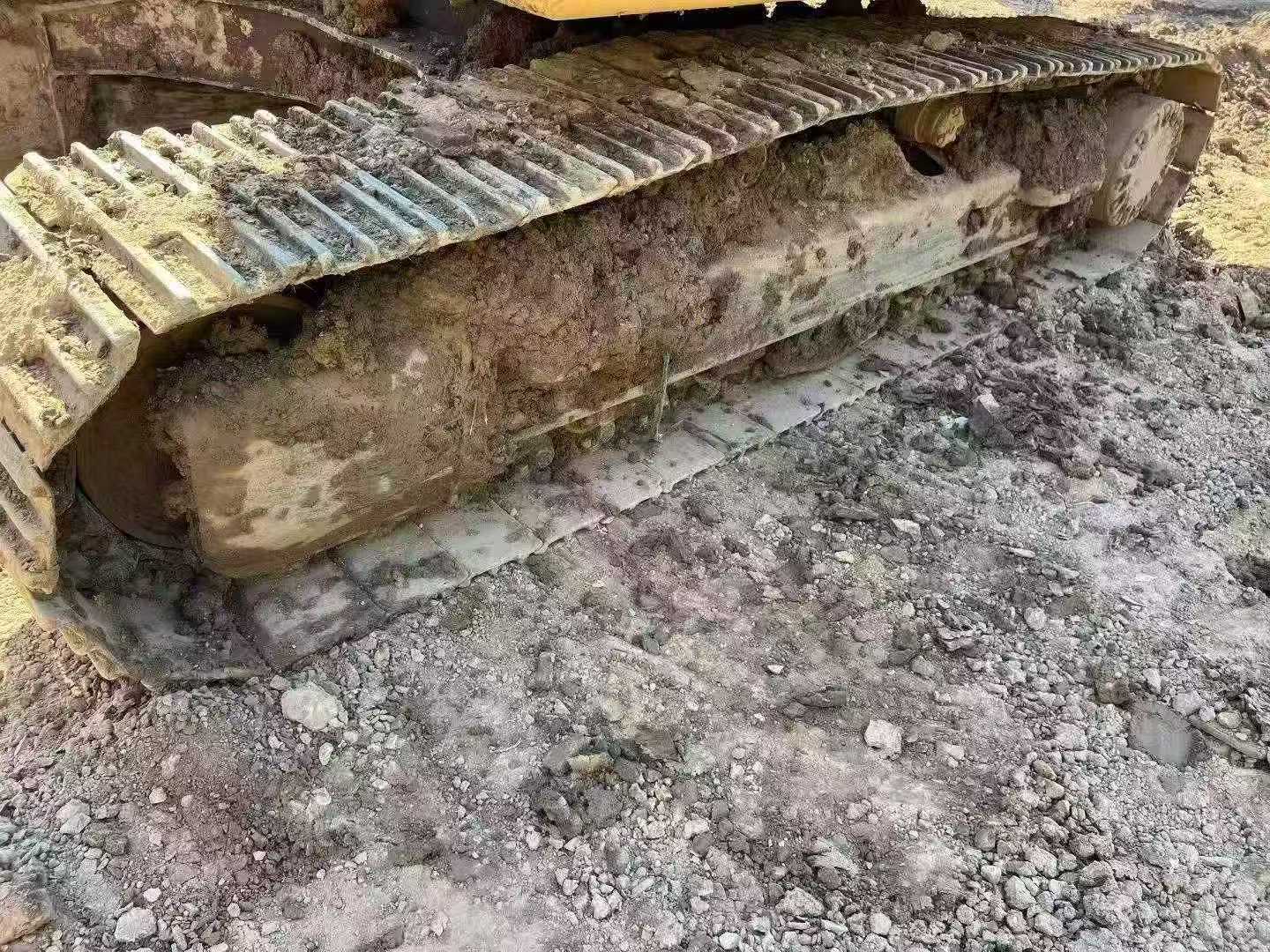 Buy Caterpillar 320D Used Excavator / 9