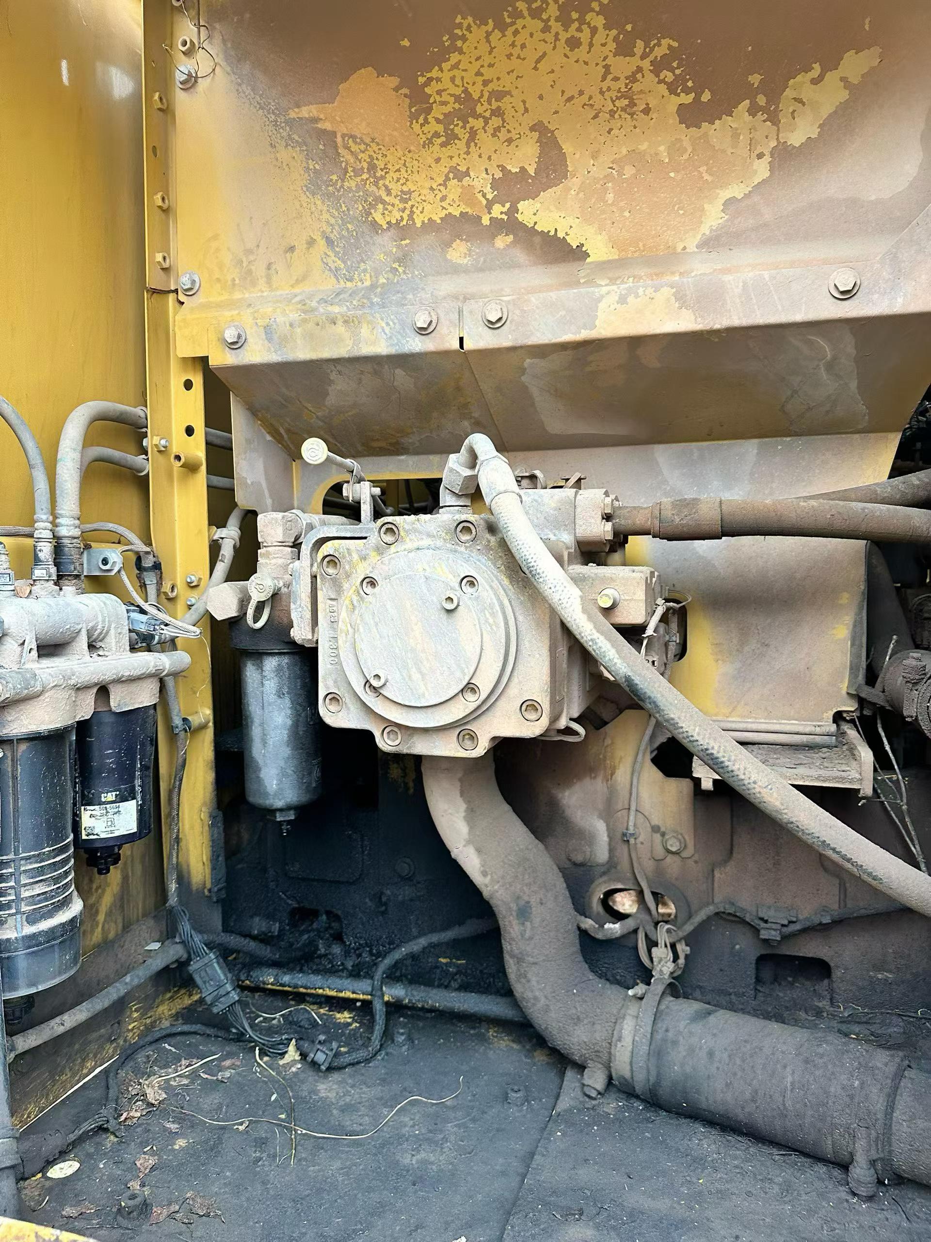 Buy Caterpillar 320A Used Excavator / 6