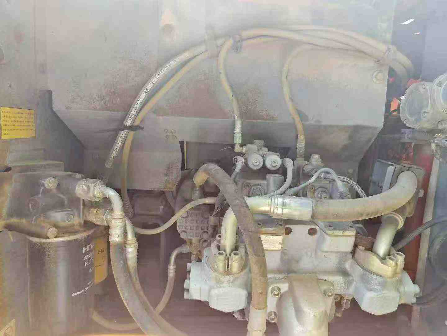 Buy Hitachi ZX200-5G Used Excavator / 2
