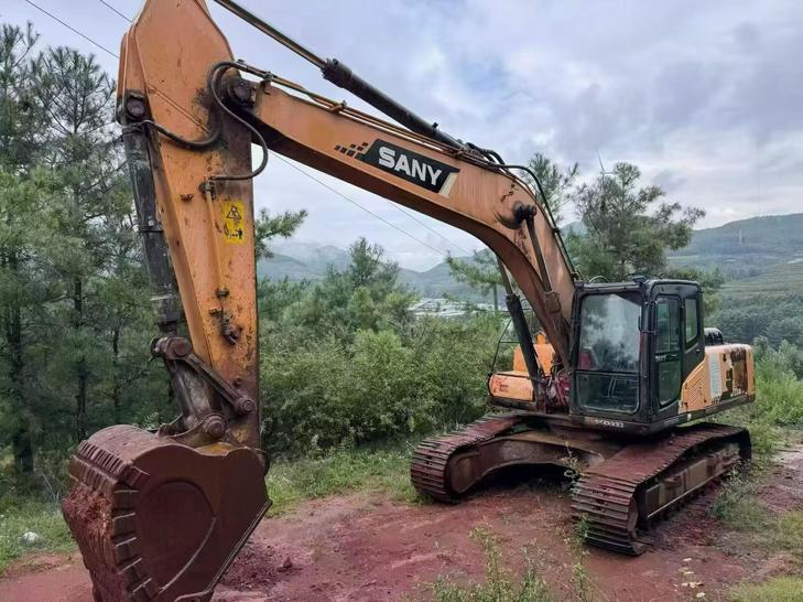 Buy Sany SY235C-8 Used Excavator / 1