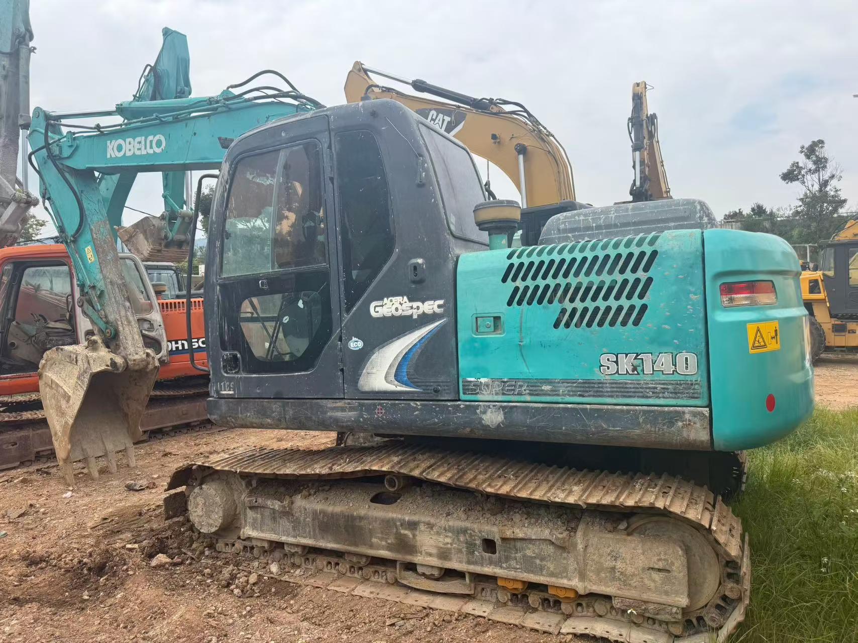 Buy Kobelco SK130 Used Excavator / 4