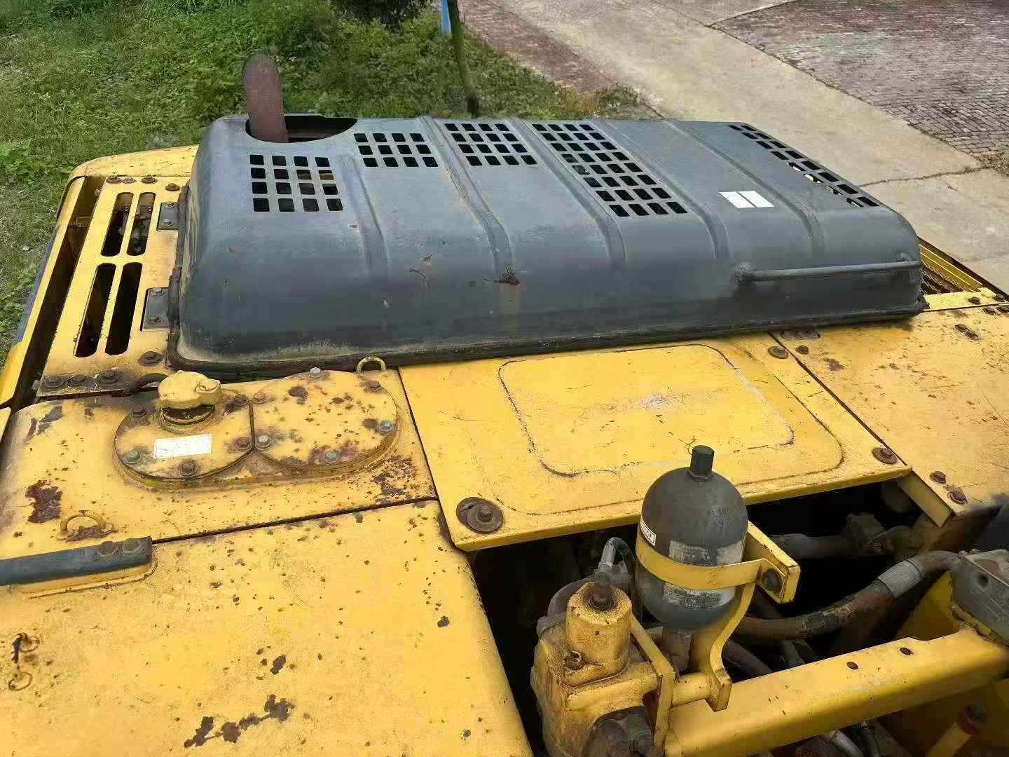 Buy Komatsu PC200 Used Excavator / 9
