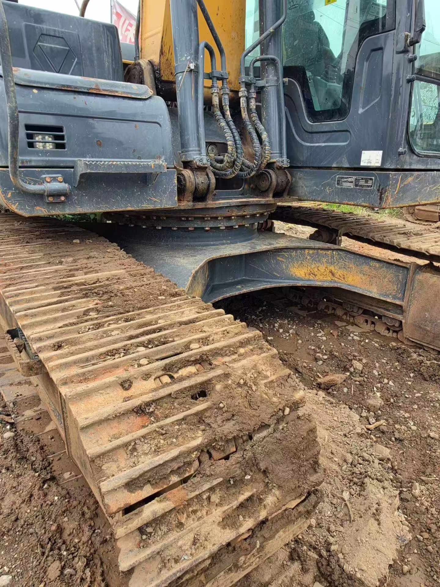 Buy XCMG XE200 Used Excavator / 3