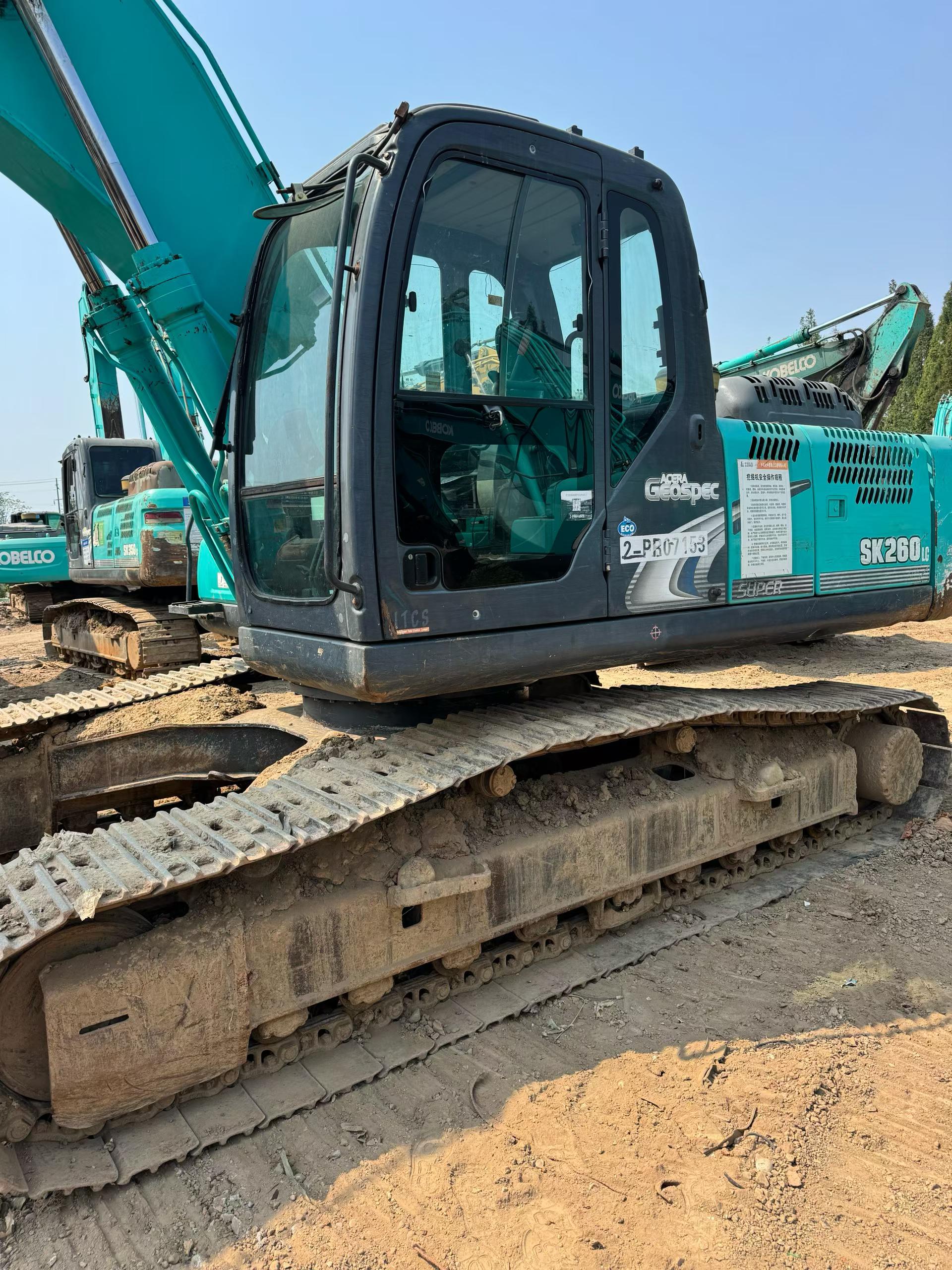 Buy Kobelco SK260 Used Excavator / 3