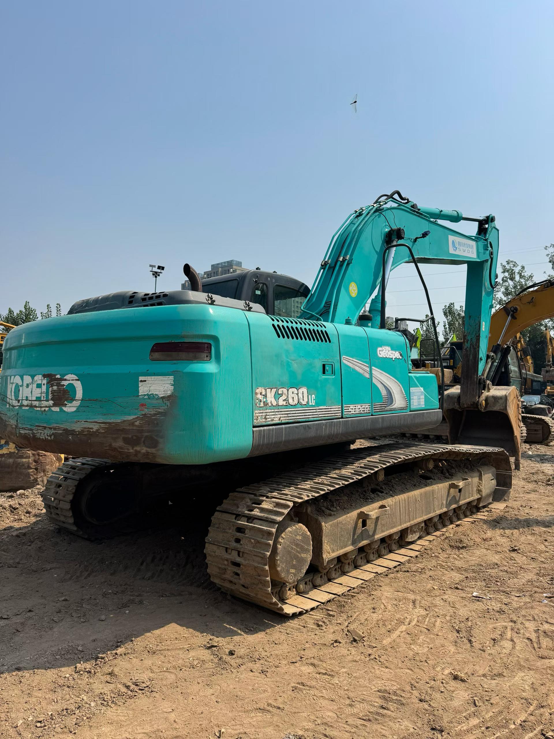 Buy Kobelco SK260 Used Excavator / 4