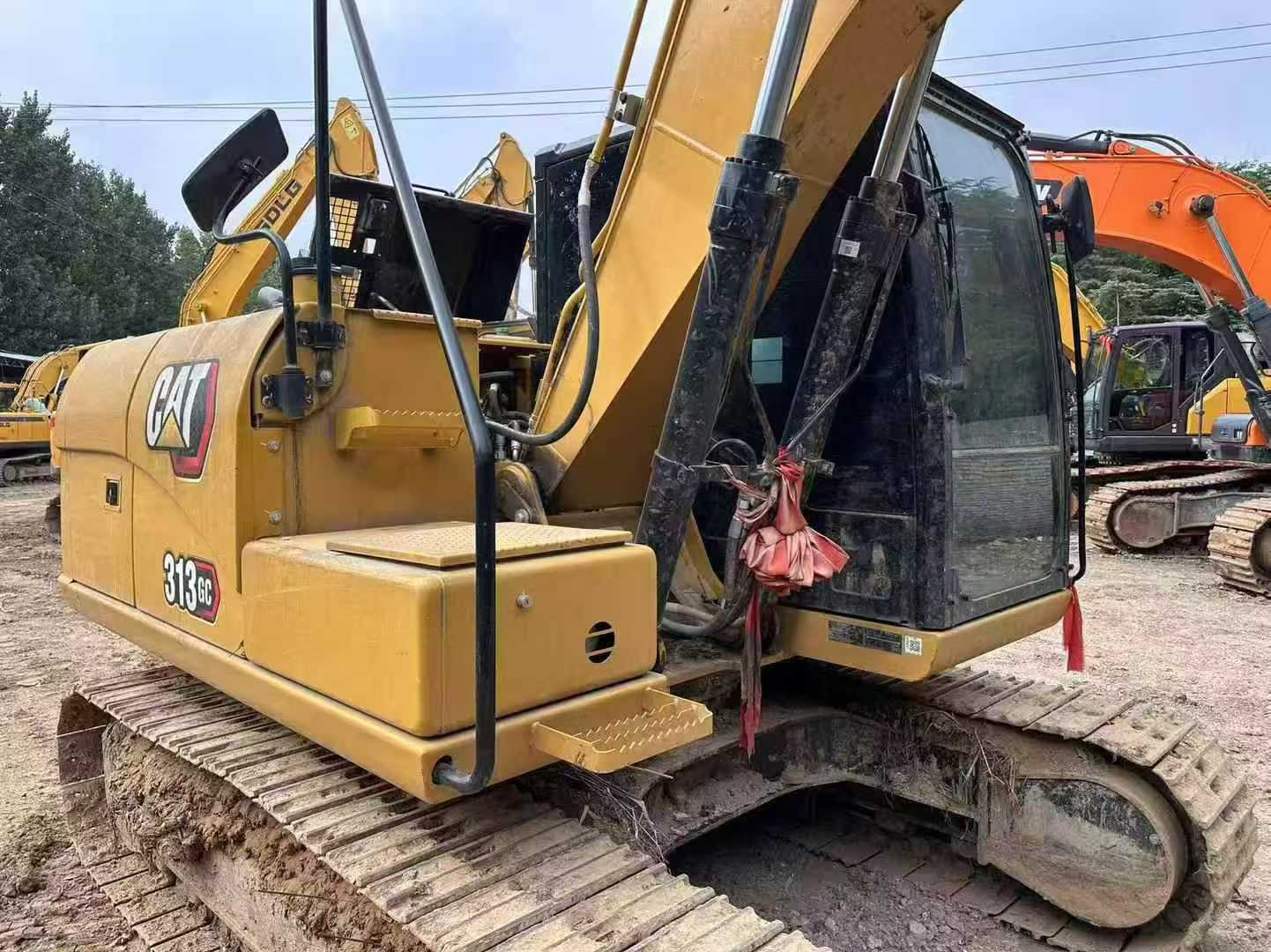 Buy Caterpillar 313D Used Excavator / 7