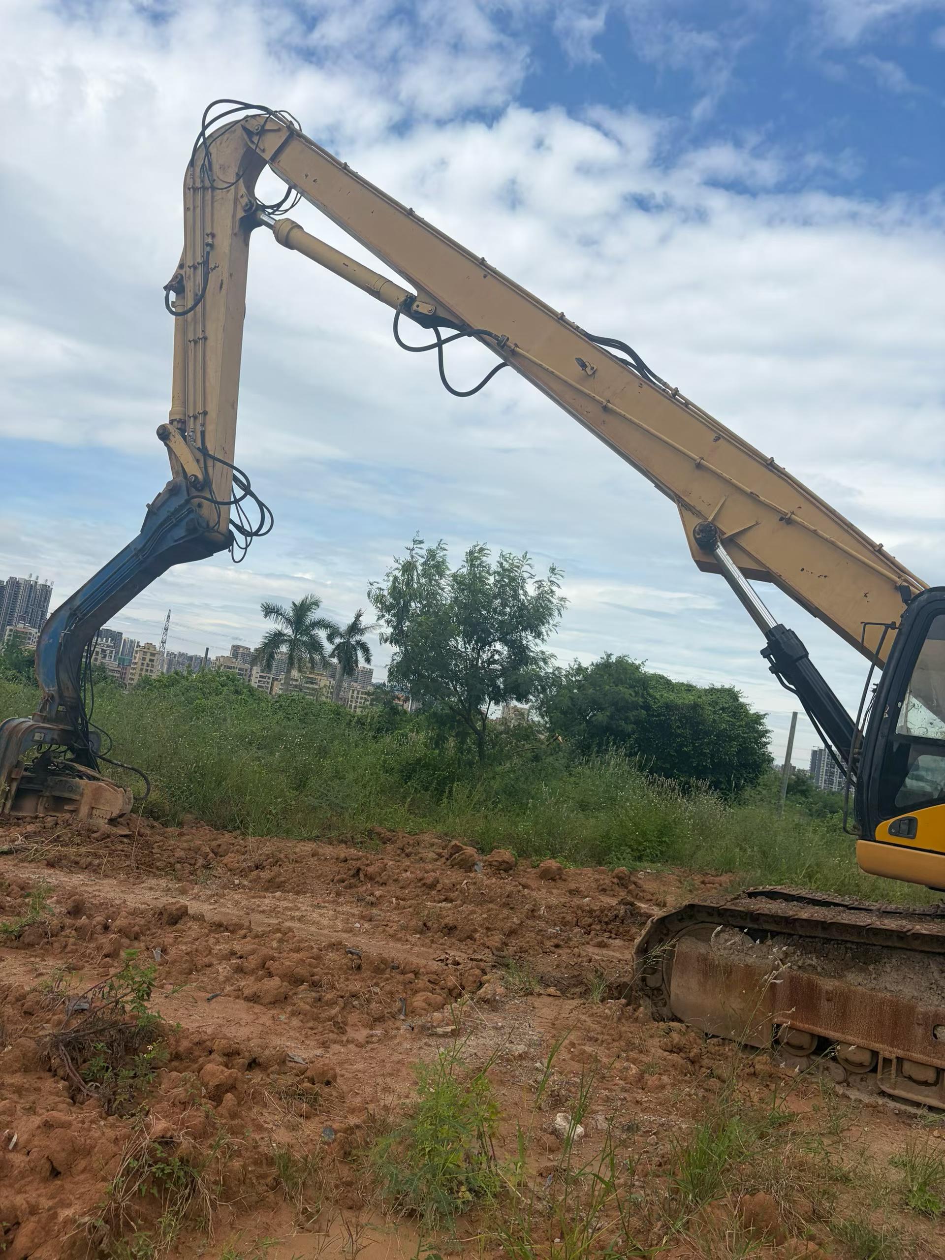 Buy Caterpillar 330B Used Excavator / 3