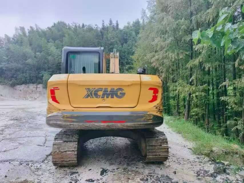 Buy XCMG XE75C Used Excavator / 2