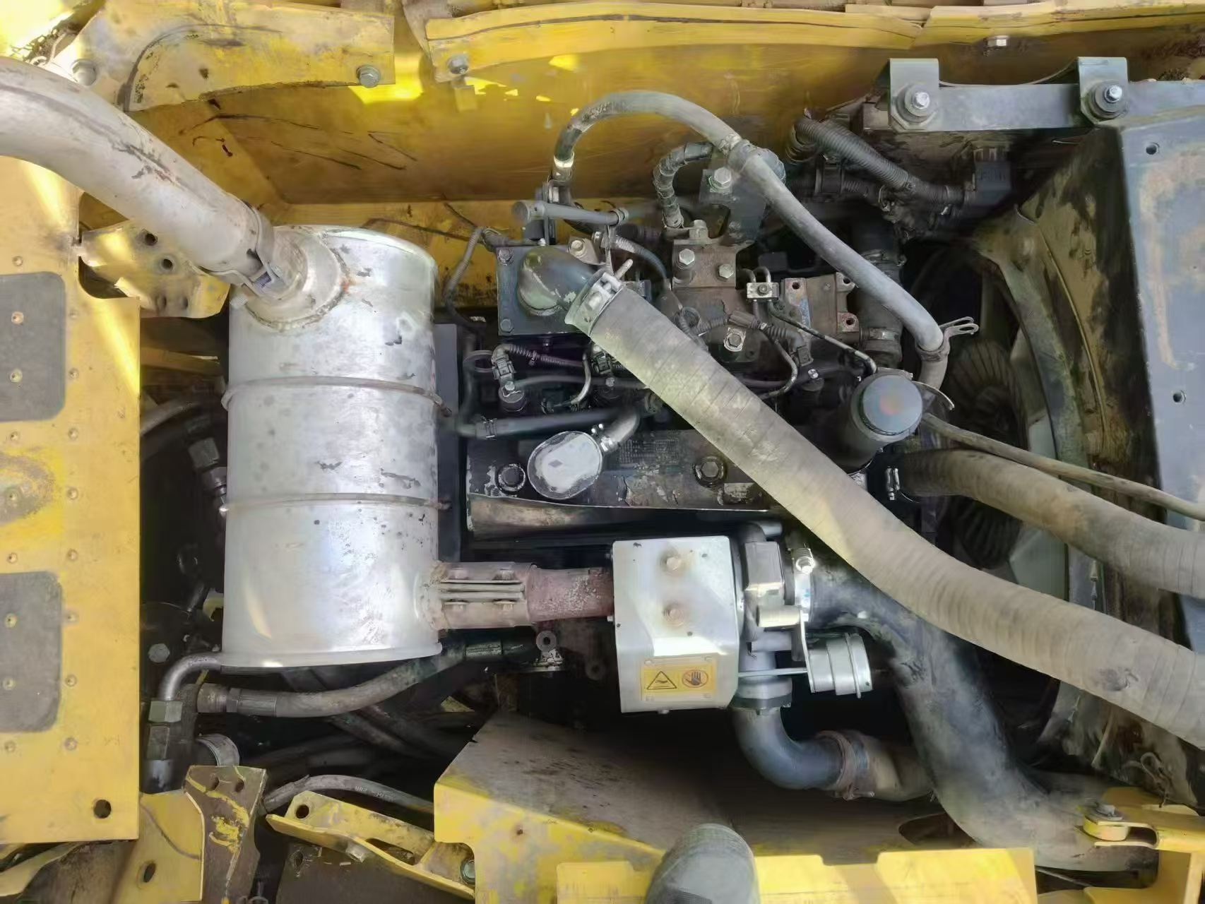 Buy Komatsu PC130 Used Excavator / 9