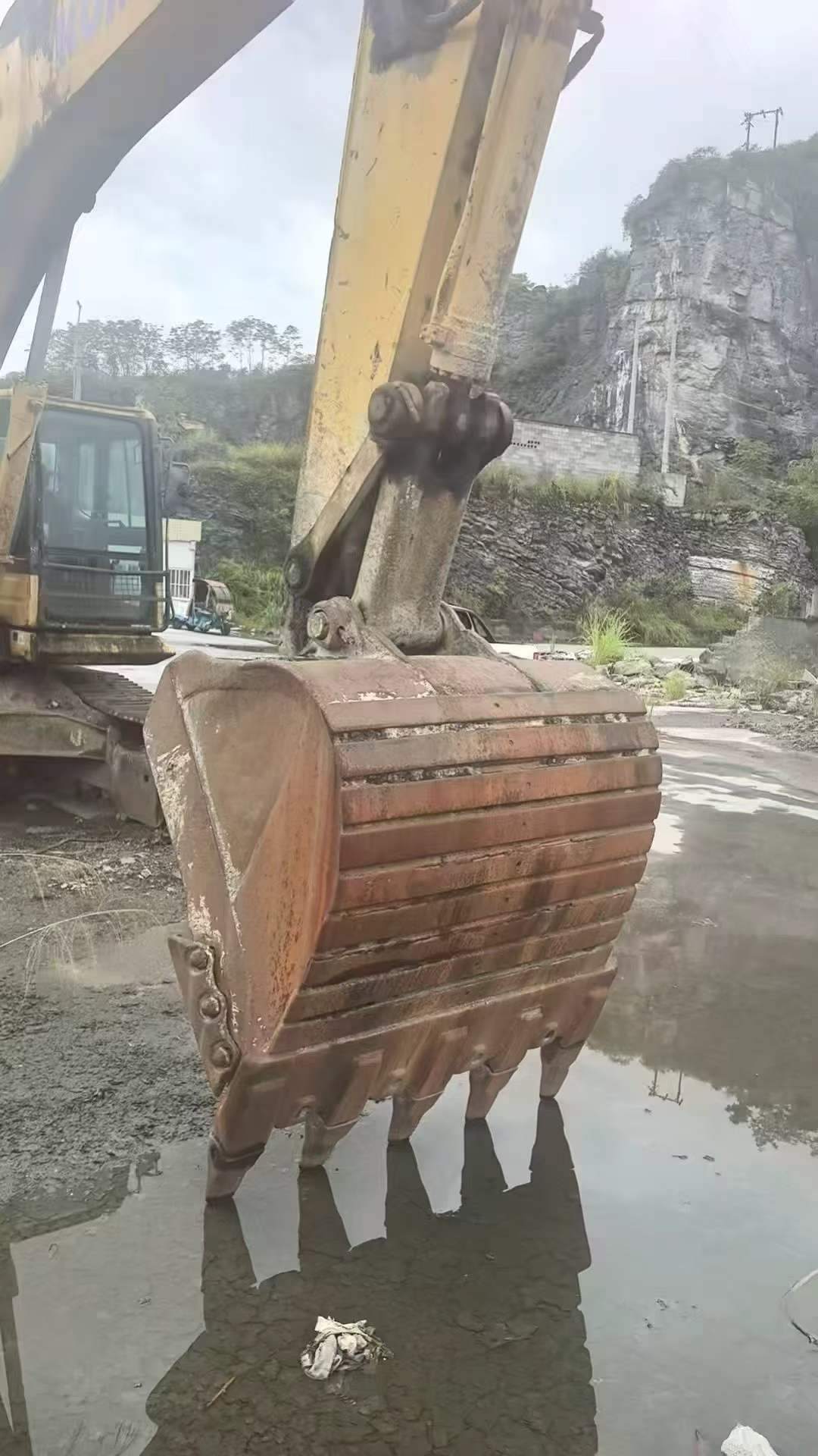 Buy Komatsu PC360-7 Used Excavator / 9