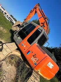Buy Hitachi EX120-6 Used Excavator / 3 Buy Hitachi EX120-6 Used Excavator / 3