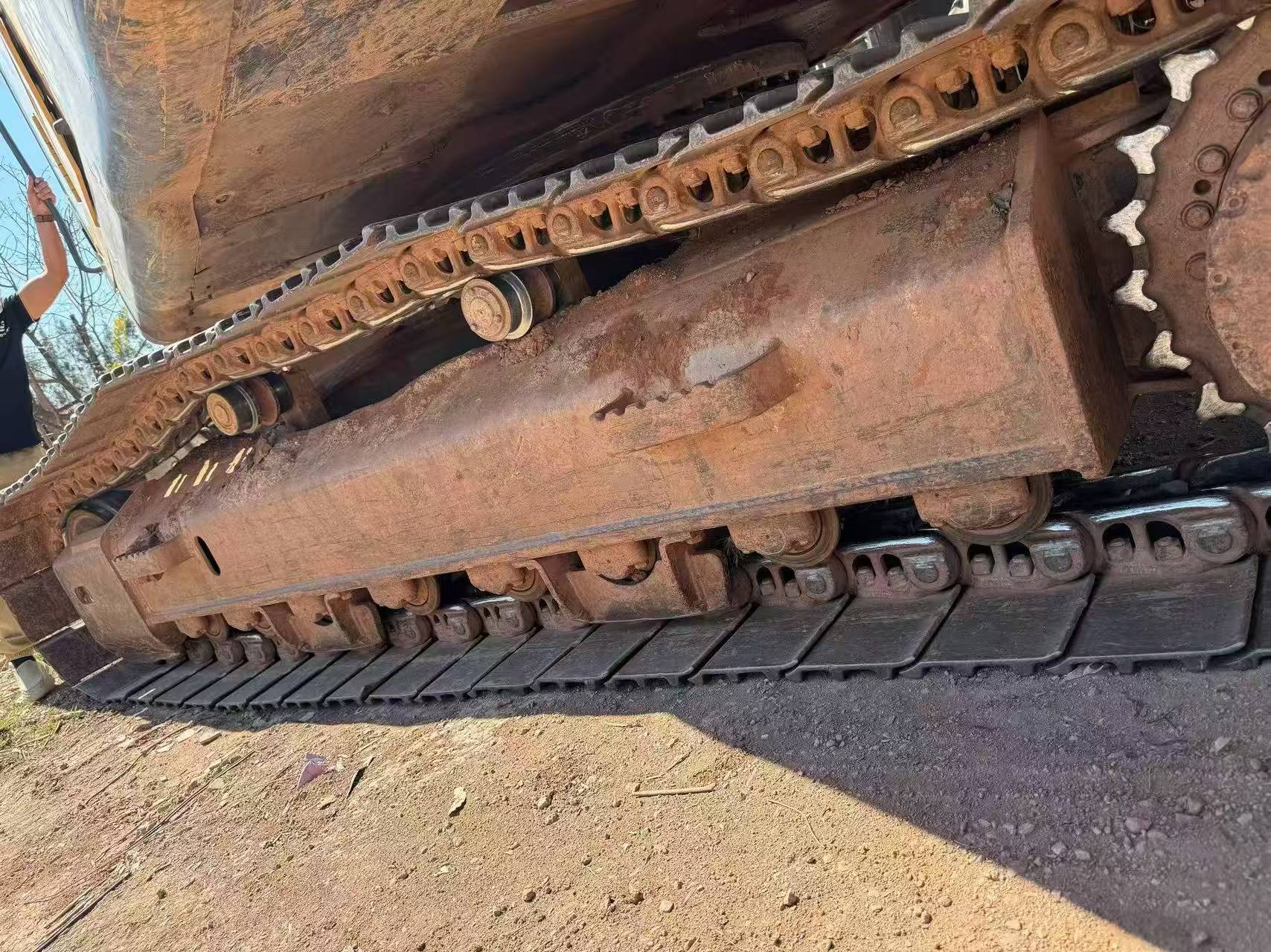 Buy Caterpillar CT240 Used Excavator / 2
