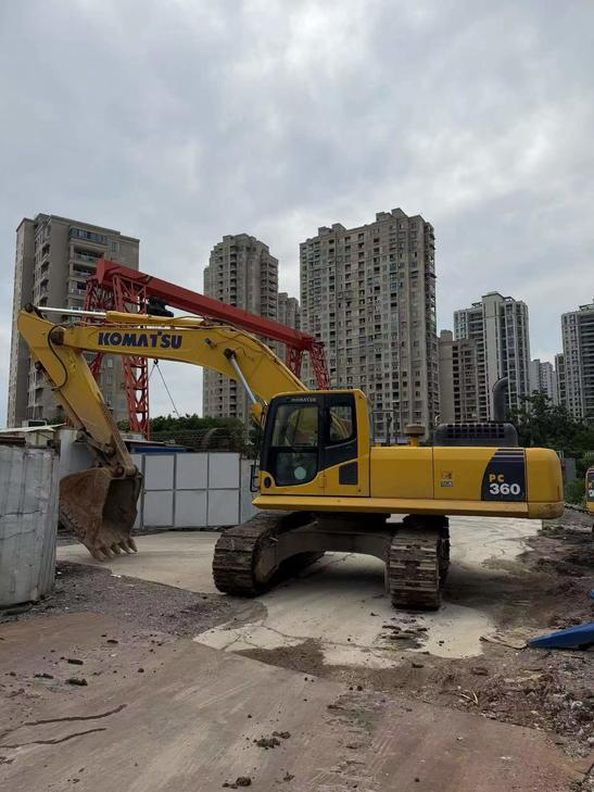 Buy Komatsu PC360-7 Used Excavator / 1