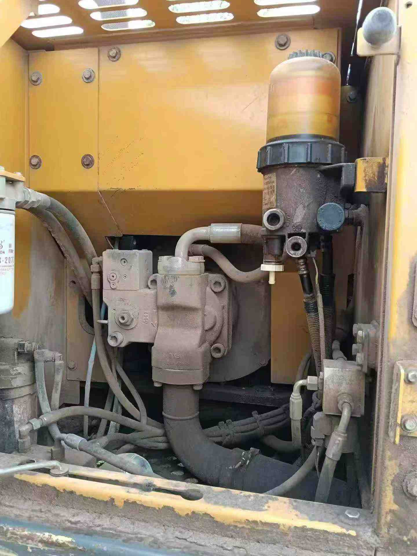 Buy XCMG XE150 Used Excavator / 5