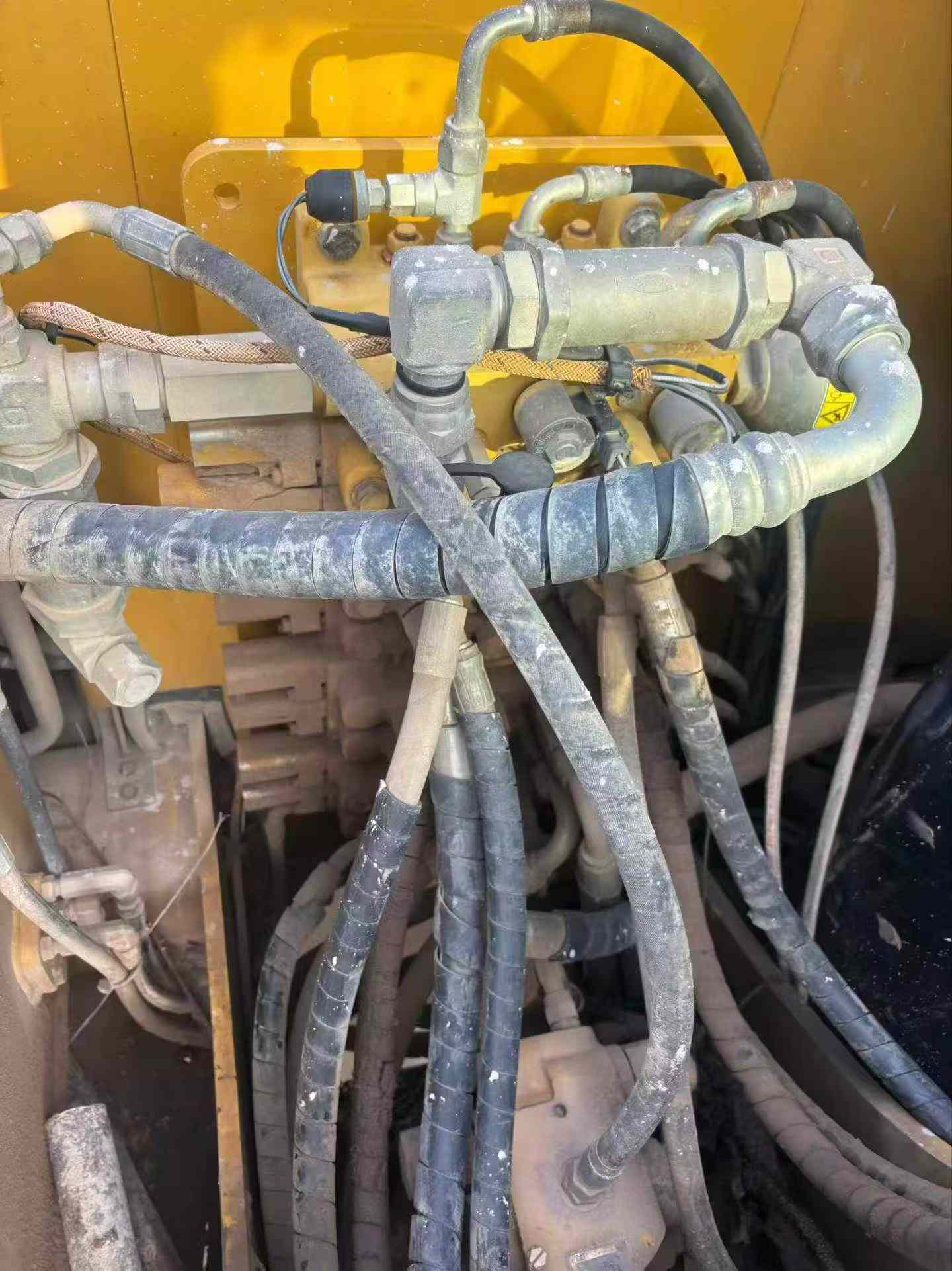 Buy Caterpillar 307B Used Excavator / 4