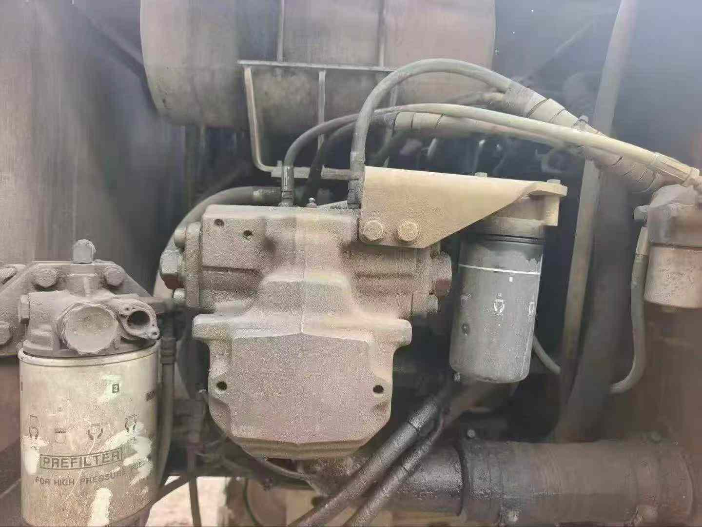 Buy Komatsu PC200 Used Excavator / 2