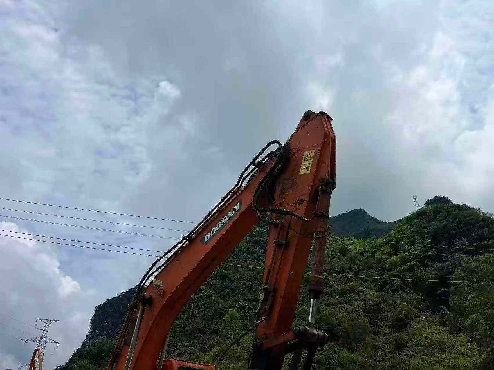 Buy Doosan DH150 Used Excavator / 5