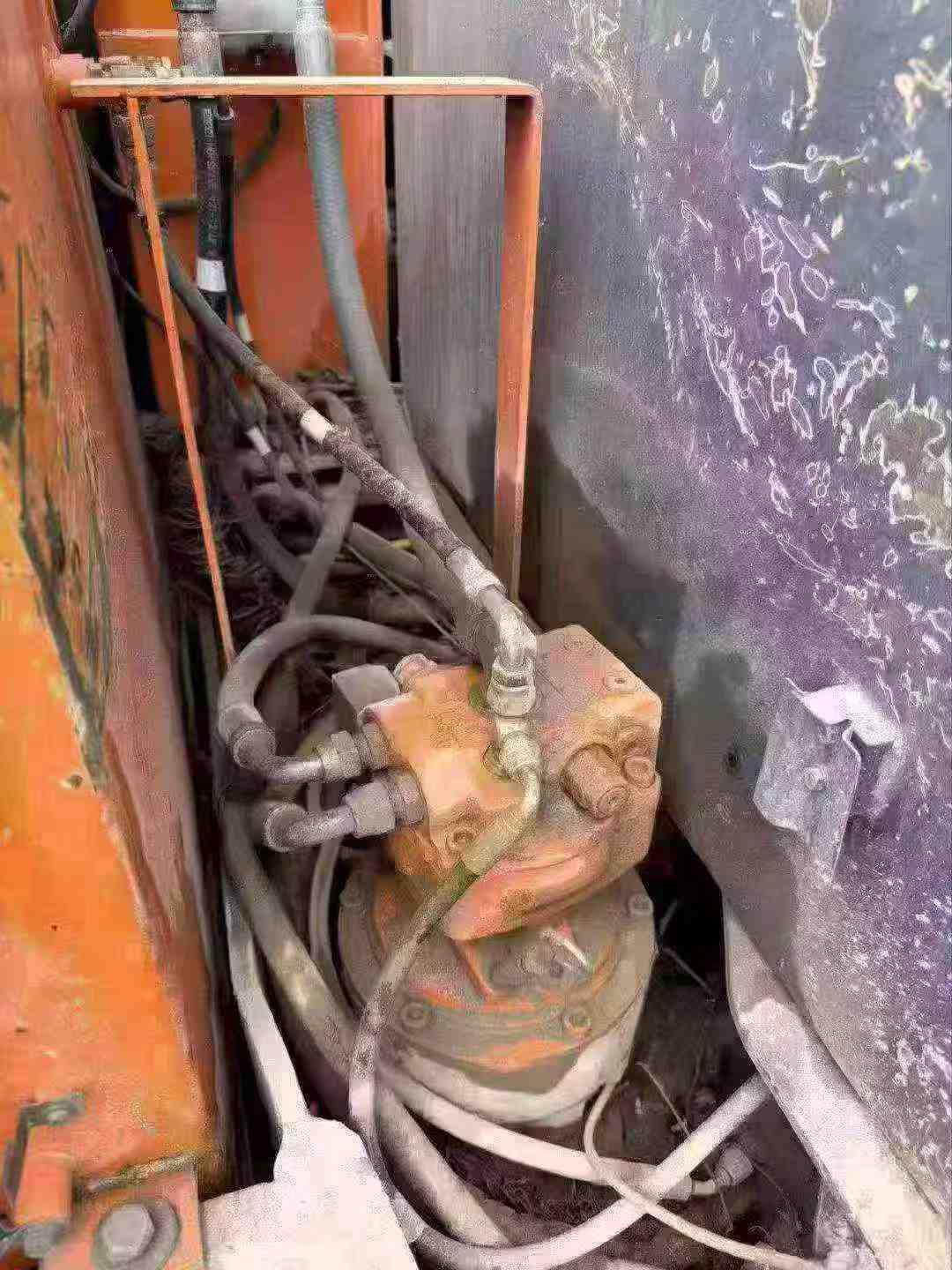 Buy Doosan DH60 Used Excavator / 3