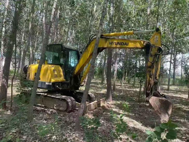 Buy Hyundai HX55 Used Excavator / 1