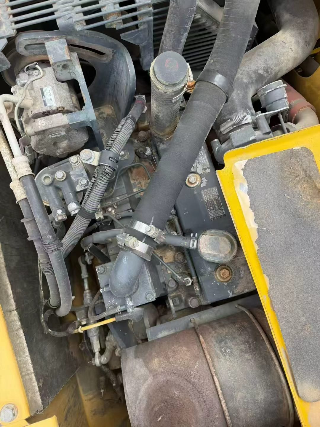 Buy Komatsu PC130 Used Excavator / 5