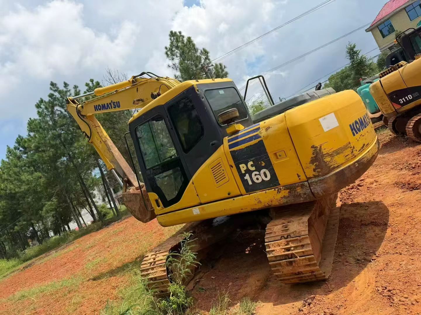 Buy Komatsu PC130 Used Excavator / 2