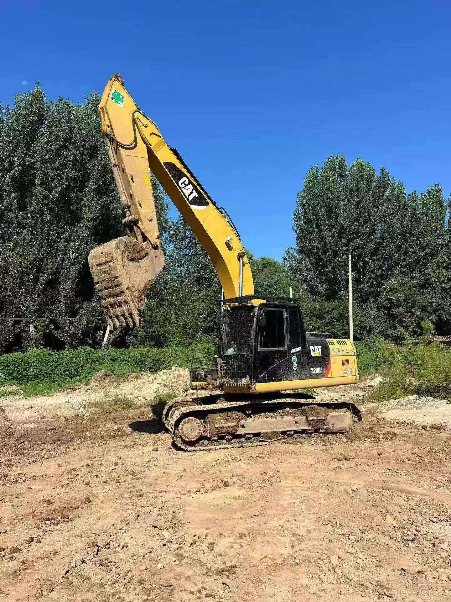 Buy Caterpillar 320D Used Excavator / 3