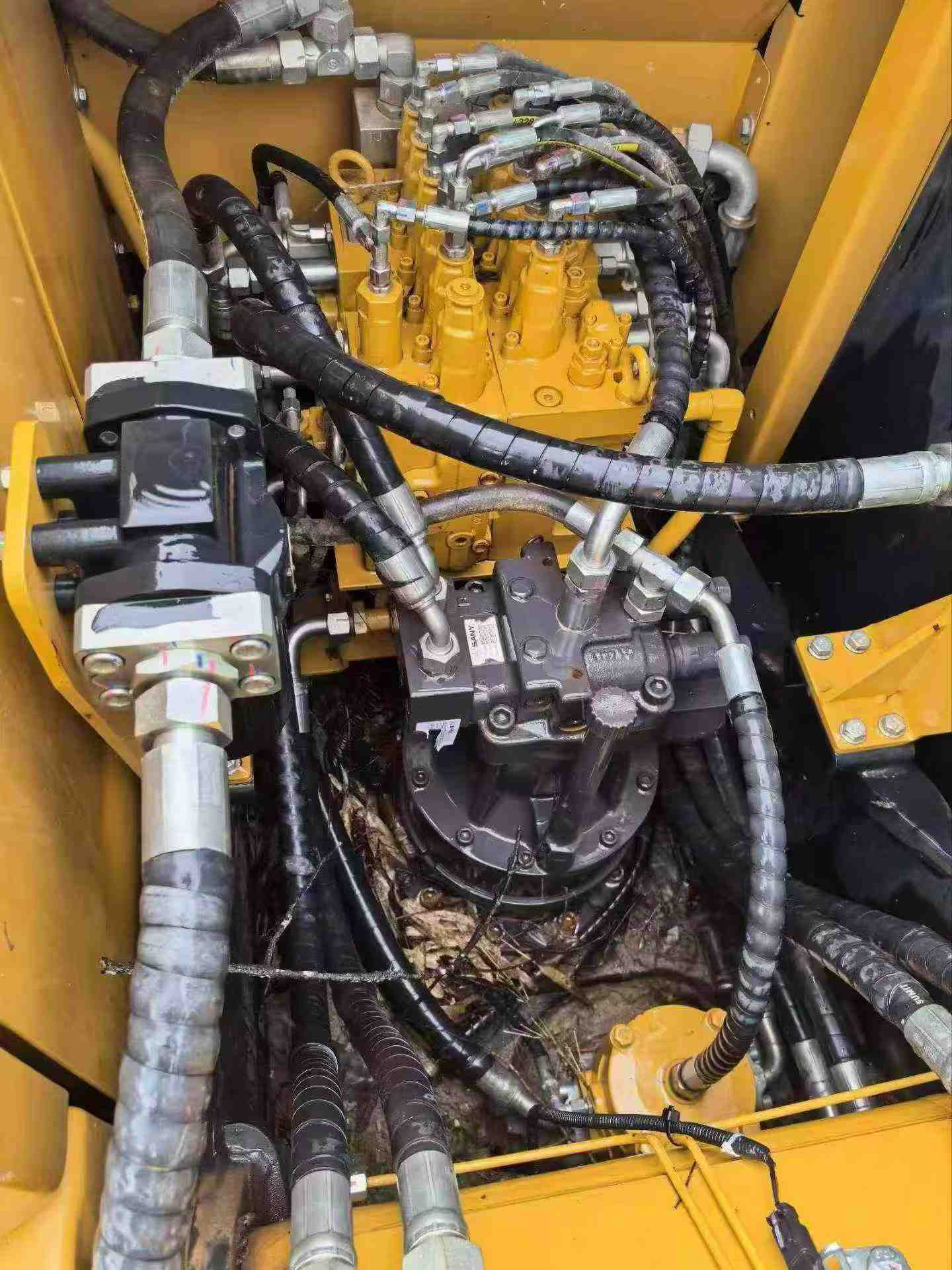 Buy Sany SY135 Used Excavator / 6
