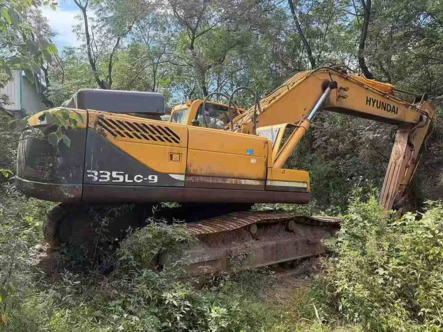 Buy Hyundai R335-7 Used Excavator / 4