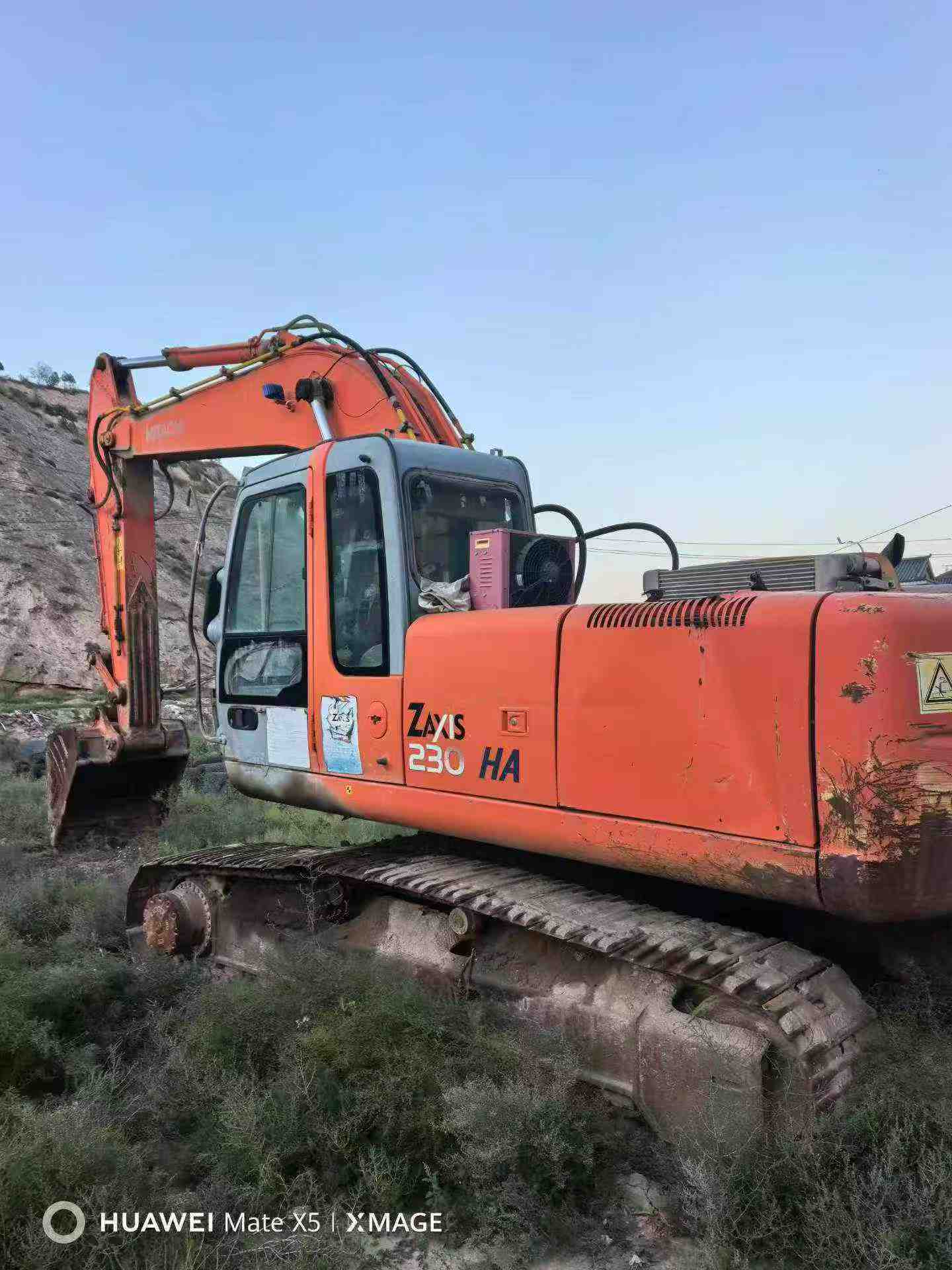 Buy Hitachi EX230-6 Used Excavator / 6