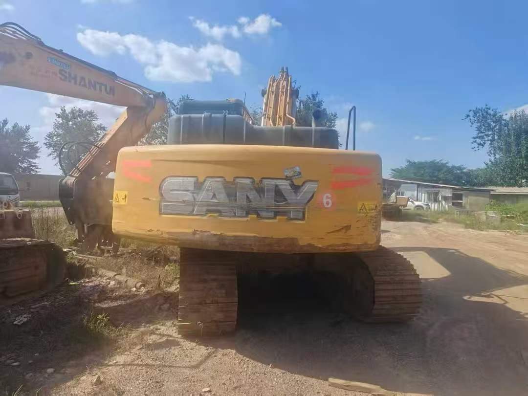 Buy Sany SY200C Used Excavator / 2