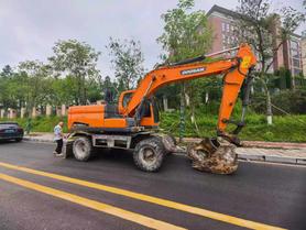 Buy Doosan DH150 Used Excavator / 2 Buy Doosan DH150 Used Excavator / 2