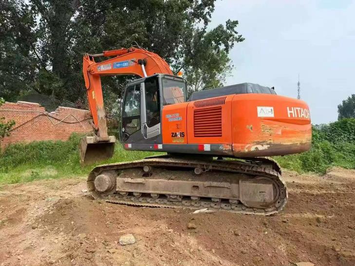 Buy Hitachi ZX270-3 Used Excavator / 1