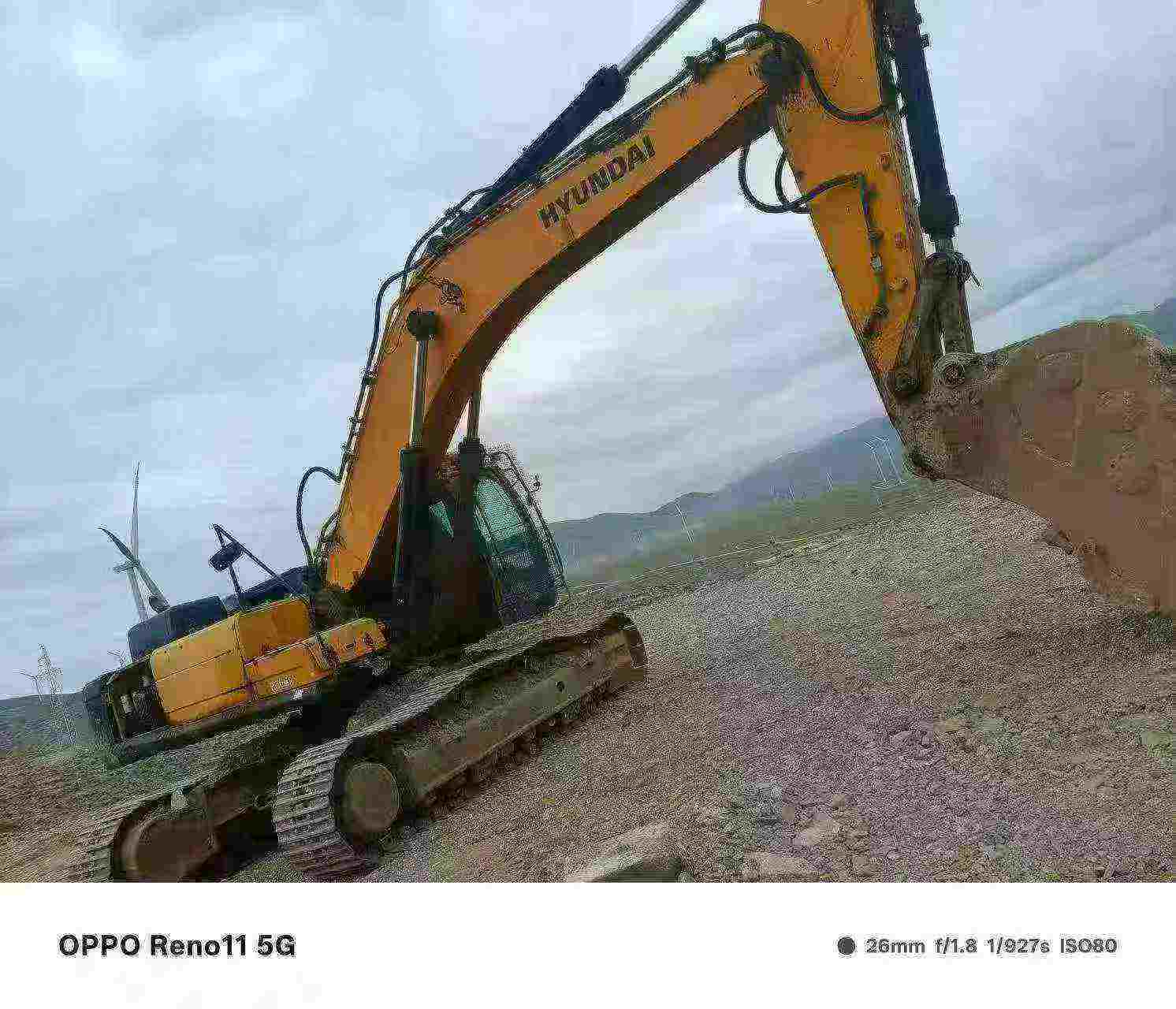 Buy Hyundai R485LVS Used Excavator / 2