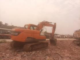 Buy Doosan S130W-3 Used Excavator / 2 Buy Doosan S130W-3 Used Excavator / 2