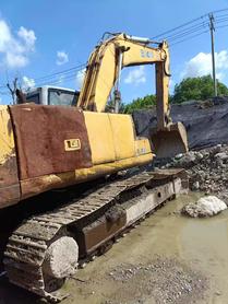 Buy XCMG XE260 Used Excavator / 3 Buy XCMG XE260 Used Excavator / 3
