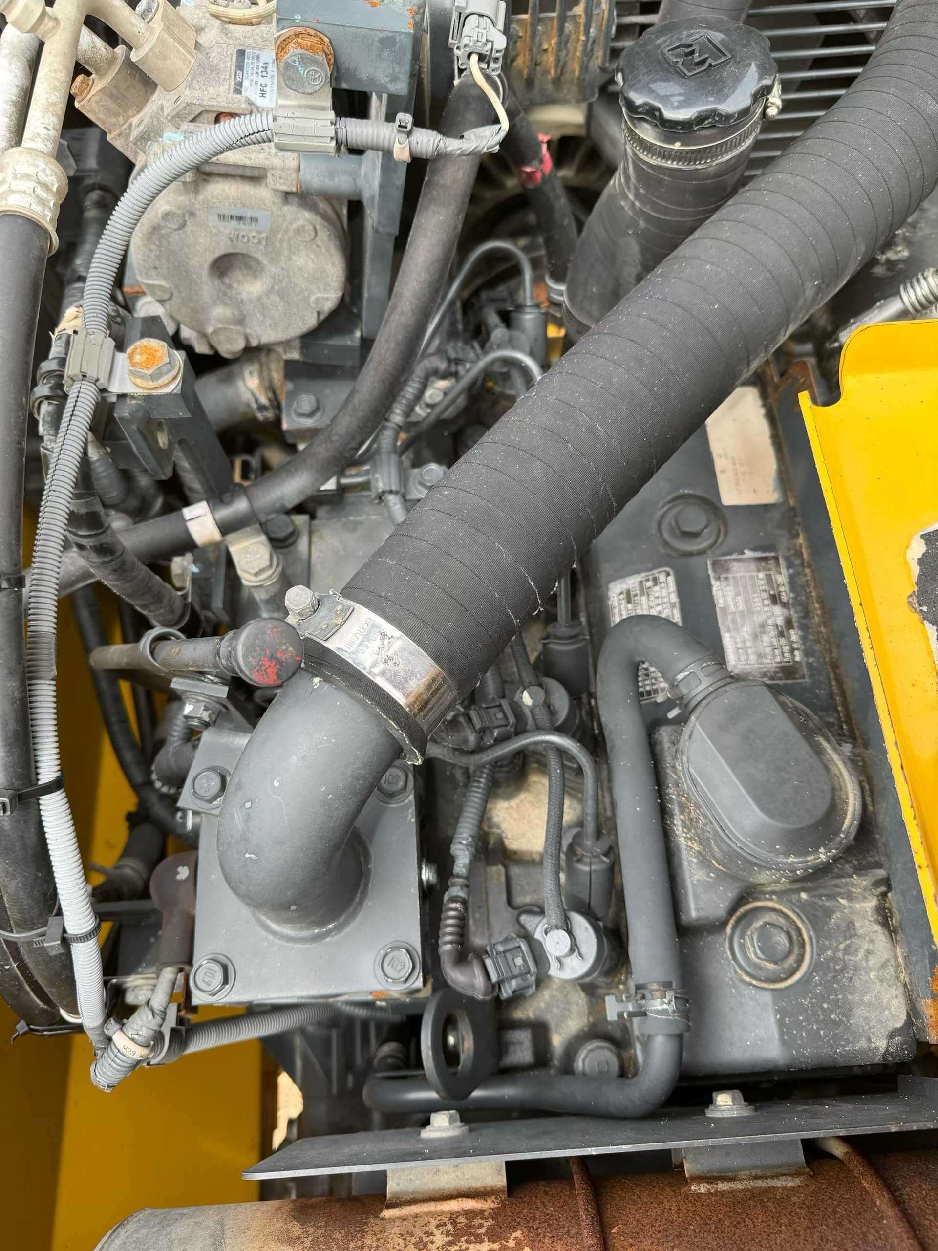 Buy Komatsu PC120-8 Used Excavator / 9