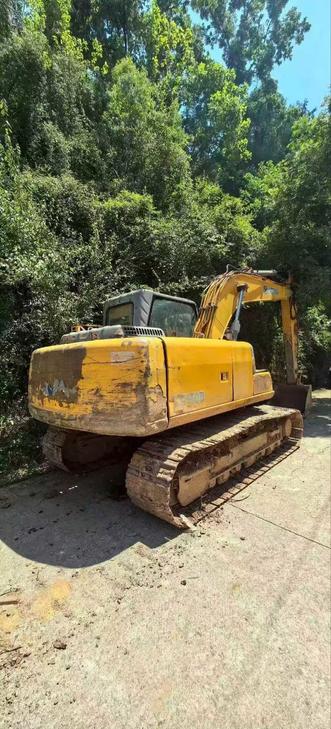 Buy XCMG XE150 Used Excavator / 1