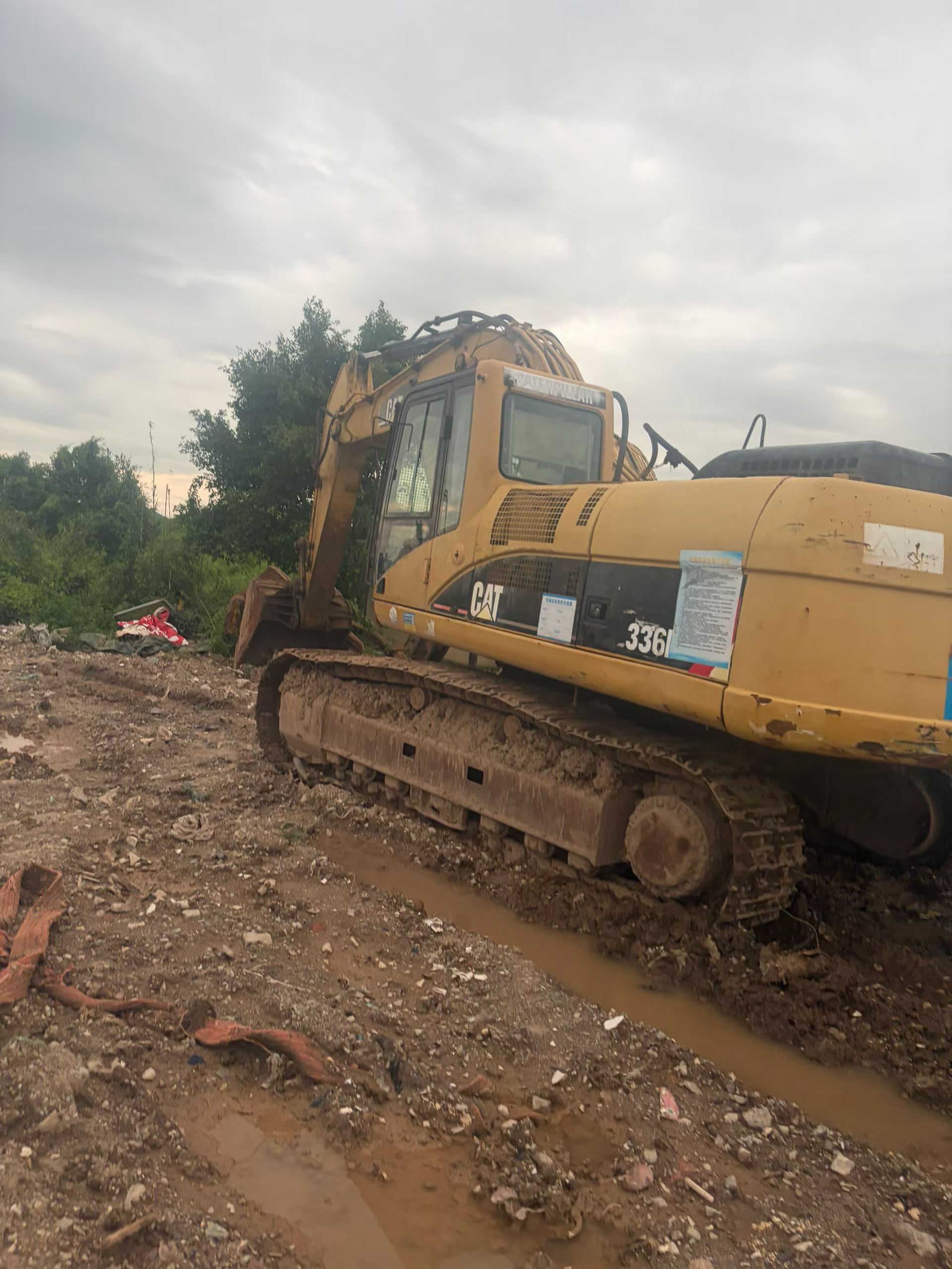 Buy Caterpillar 330B Used Excavator / 8