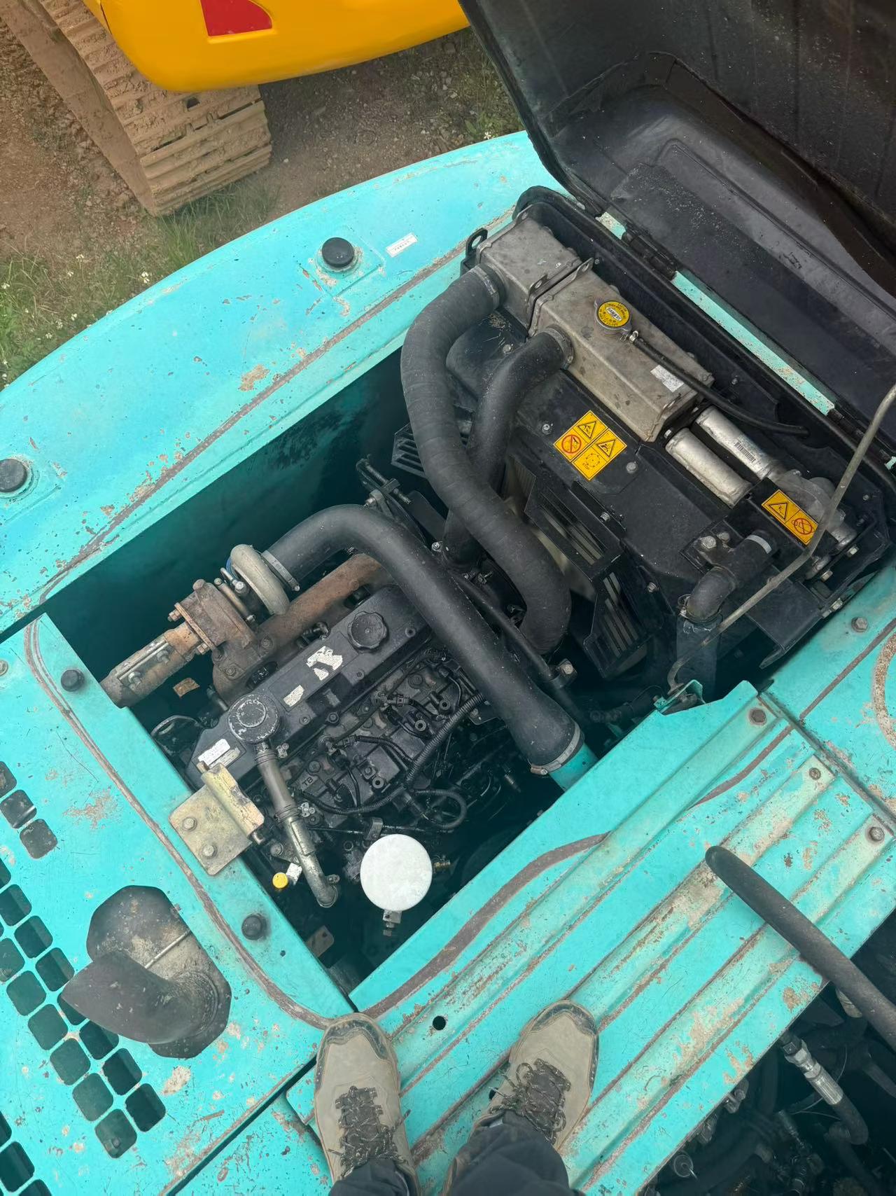 Buy Kobelco SK130 Used Excavator / 7