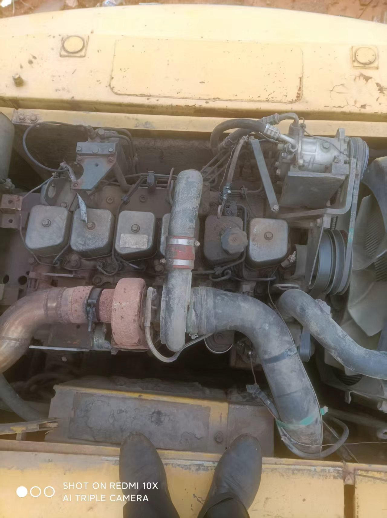 Buy Komatsu PC200-6 Used Excavator / 4